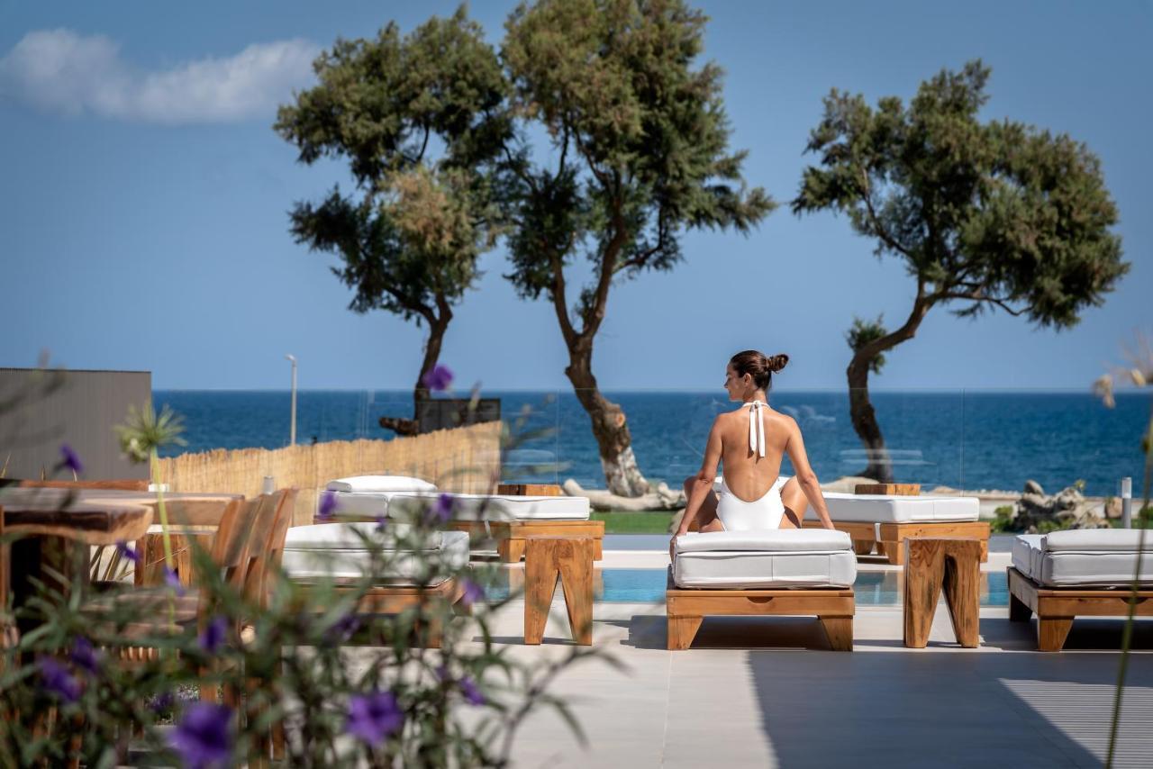 Artemis Seafront Villa, An Evanescence Sea Retreat, By Thinkvilla Tavronitis Extérieur photo