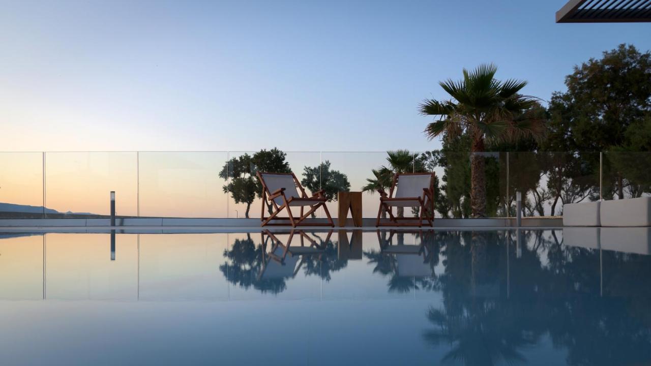 Artemis Seafront Villa, An Evanescence Sea Retreat, By Thinkvilla Tavronitis Extérieur photo
