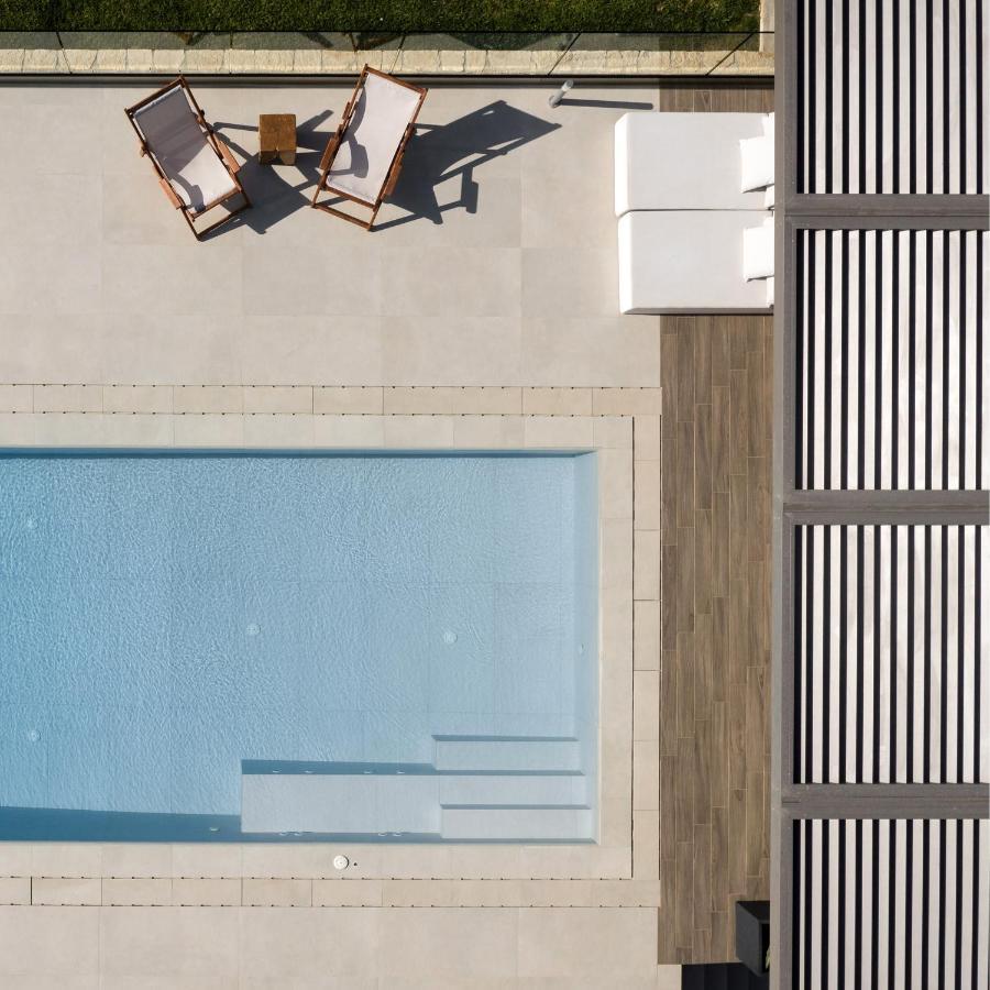 Artemis Seafront Villa, An Evanescence Sea Retreat, By Thinkvilla Tavronitis Extérieur photo